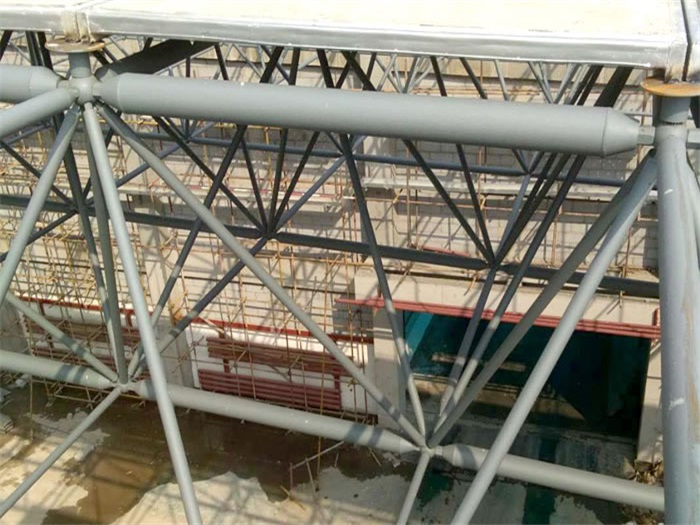 盐城公安局网架天基板屋面